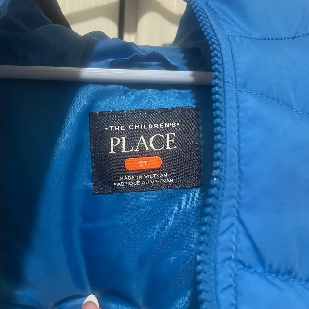 The Children's Place Vibrant Blue Puffer Jacket with hoodie